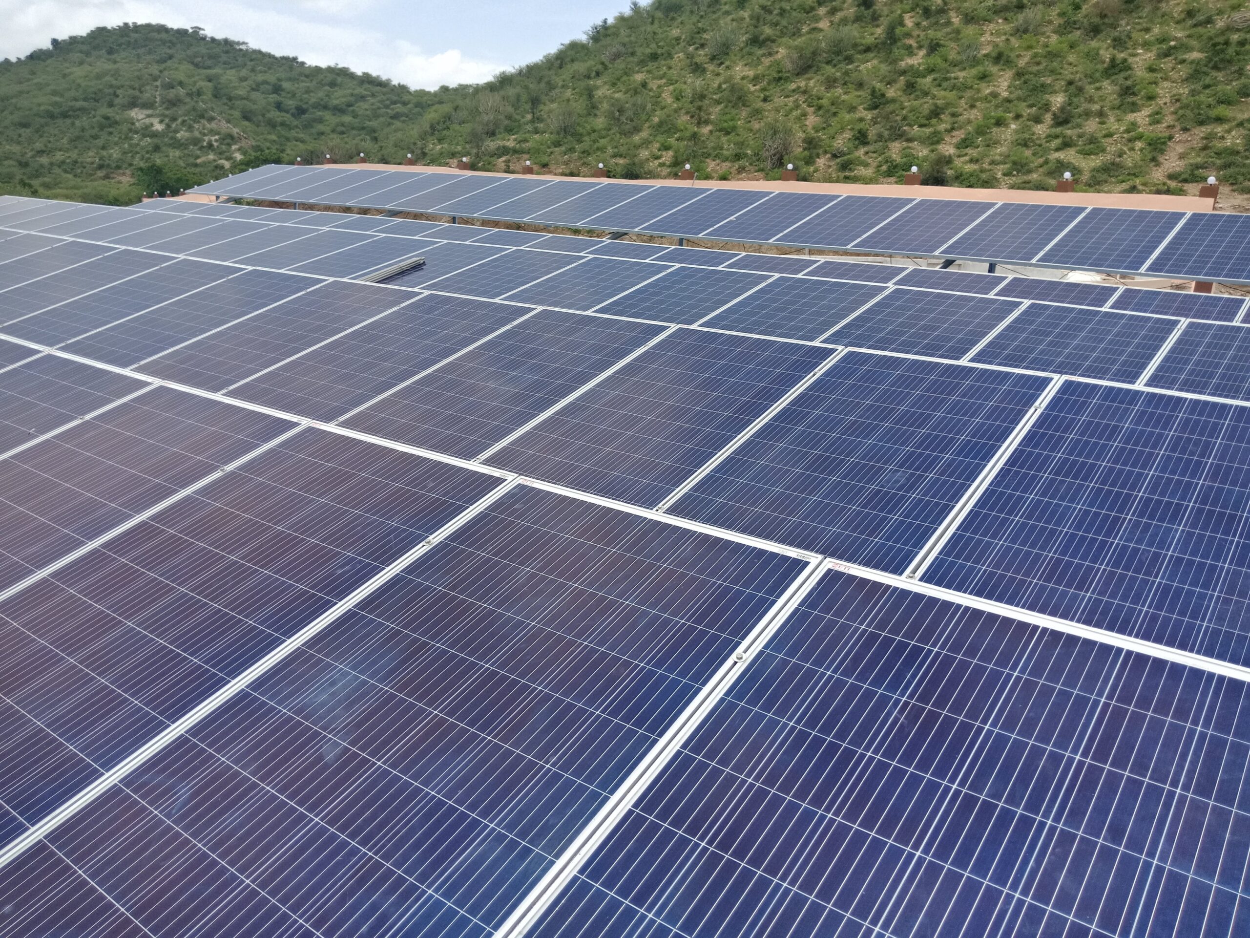 Solaranlage kaufen für Garten ️ Umweltfreundliche Gartenbeleuchtung und